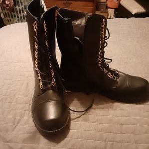 GOLD CHAIN COMBAT BOOTS SIZE XL (10)
